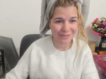 Mia video